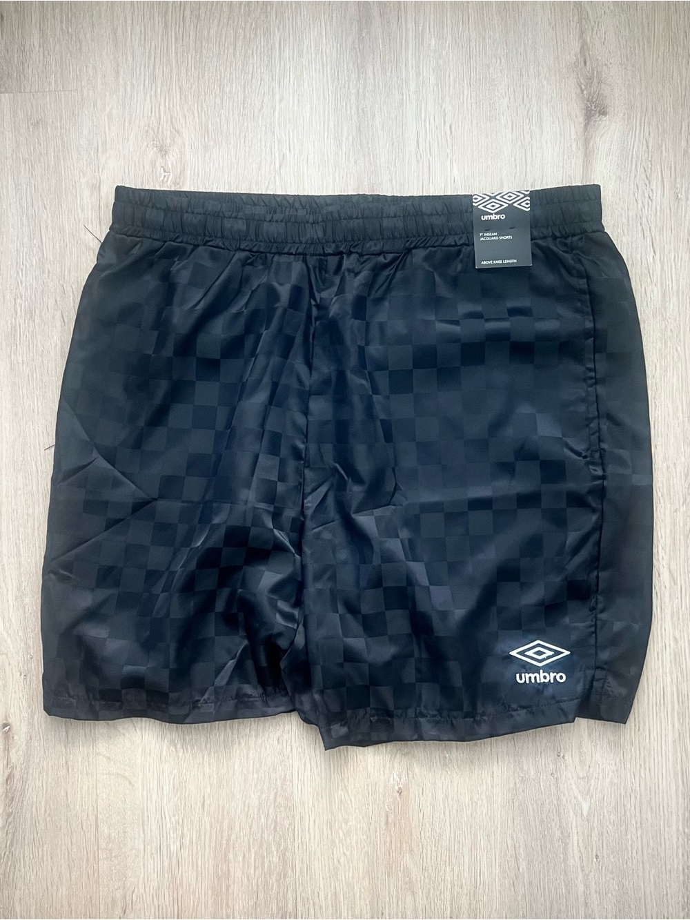 NWT Umbro Soccer Shorts Mens M Black Checkered Logo Athletic Shorts Y2K Vintage